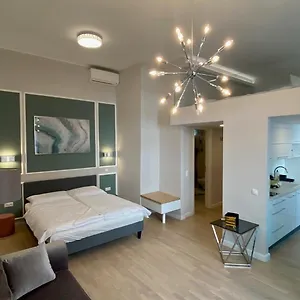  Appartamento Stylish Near The River